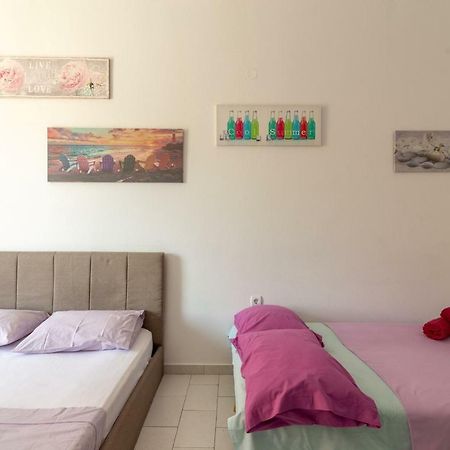 3Rd Floor Apartment Next To The Beachfront Iraklio Exterior foto