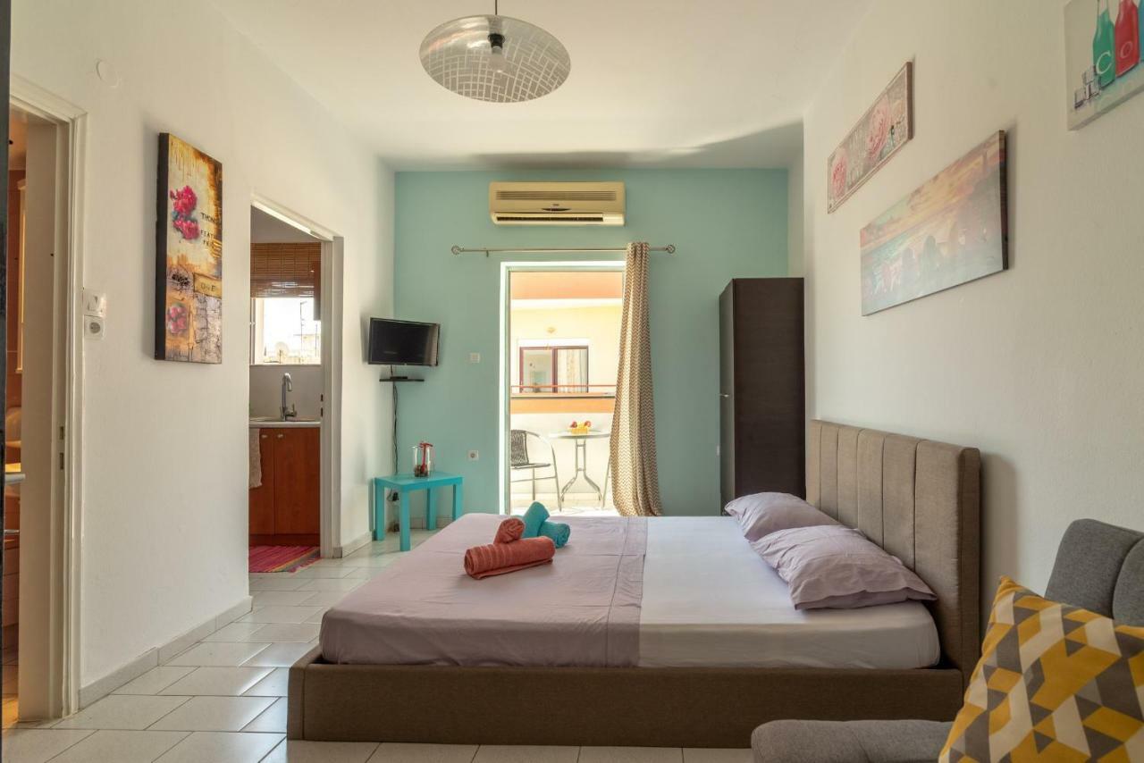 3Rd Floor Apartment Next To The Beachfront Iraklio Exterior foto