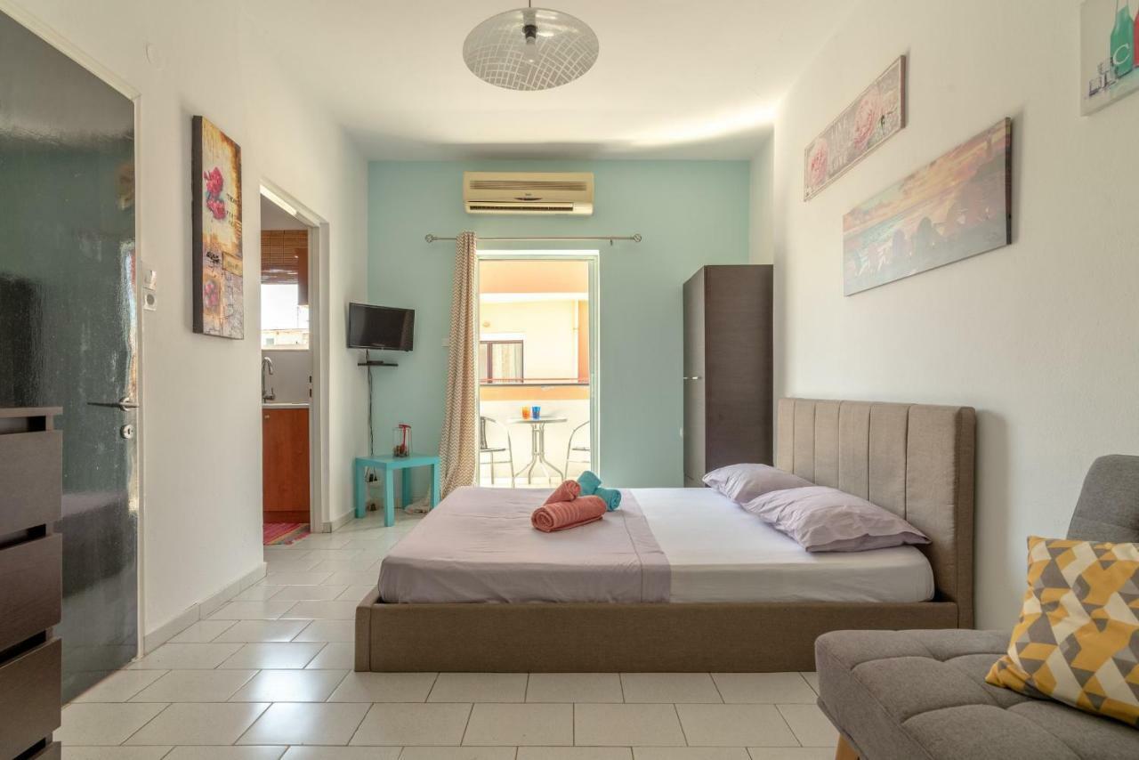 3Rd Floor Apartment Next To The Beachfront Iraklio Exterior foto