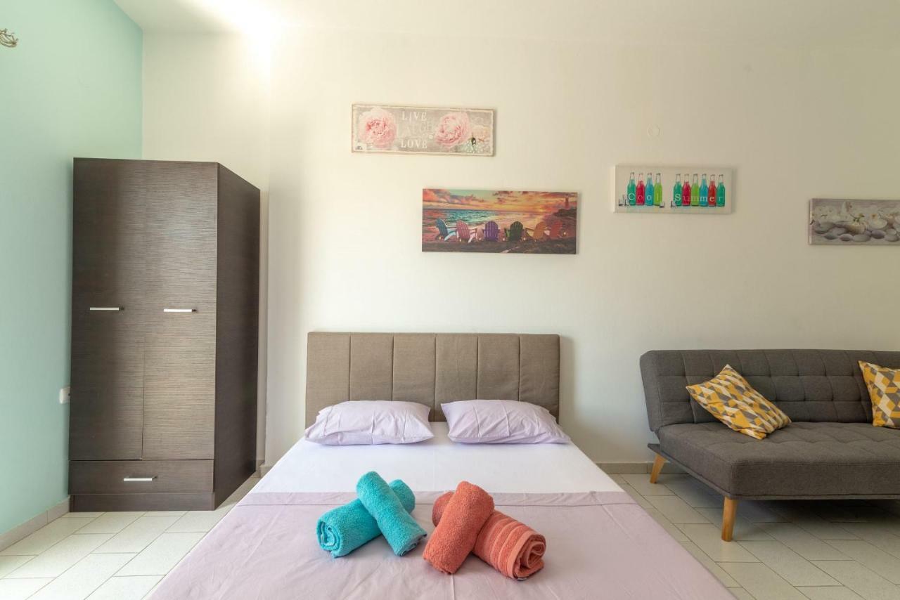 3Rd Floor Apartment Next To The Beachfront Iraklio Exterior foto