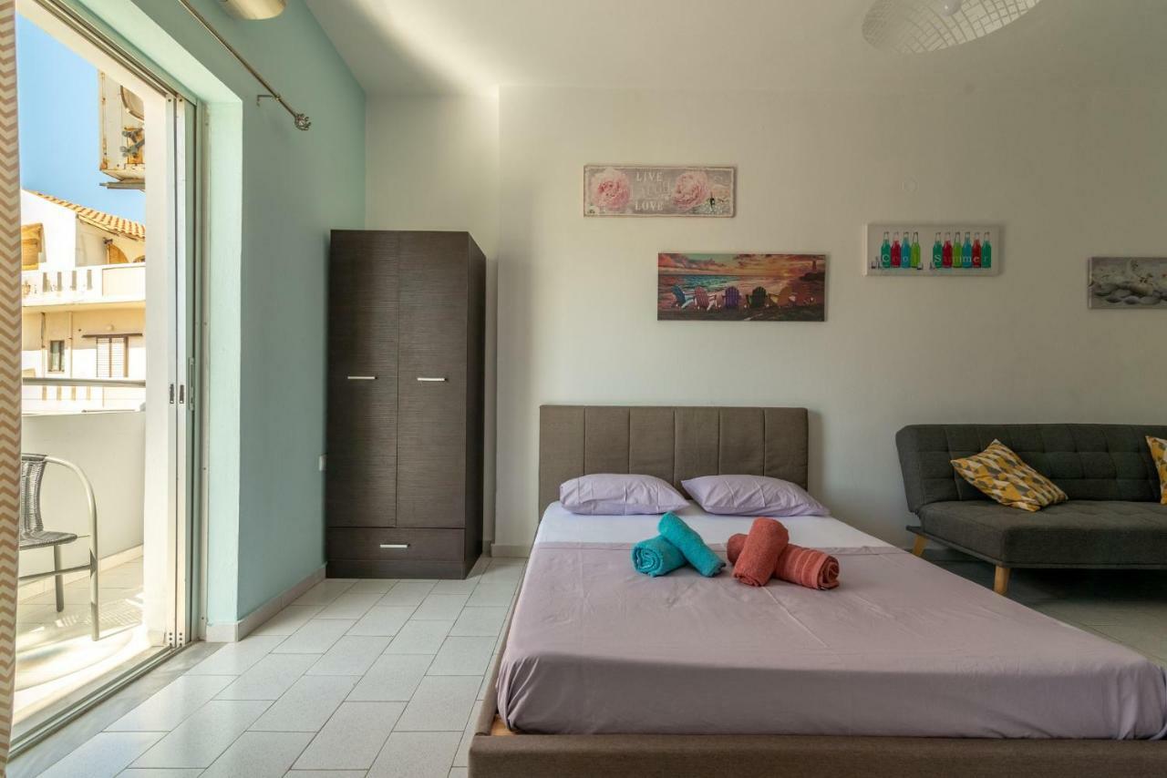 3Rd Floor Apartment Next To The Beachfront Iraklio Exterior foto
